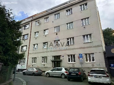 Prodej bytu 2+kk 47 m² Bohuslava ze Švamberka, Praha - Nusle
