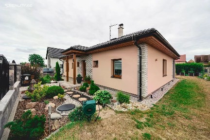 Prodej rodinného domu 115 m², pozemek 609 m² Východní, Úherce
