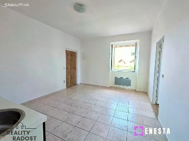 Pronájem bytu 2+kk 40 m² Ke Statkům, Tursko