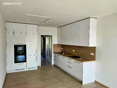 Pronájem bytu 1+kk 33 m² Jáchymovská, Praha