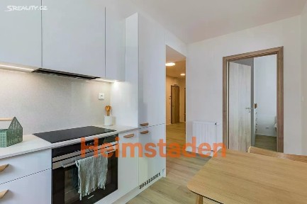 Pronájem bytu 2+1 61 m² U Pergamenky, Praha - Holešovice