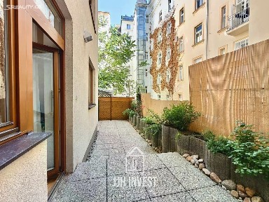 Pronájem bytu 2+kk 57 m² Lublaňská, Praha - Vinohrady
