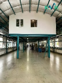 Pronájem výrobní haly, prostoru 2780 m²