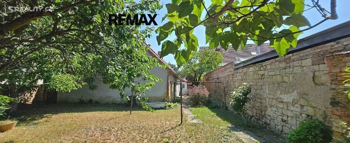 Prodej rodinného domu 140 m², pozemek 738 m²