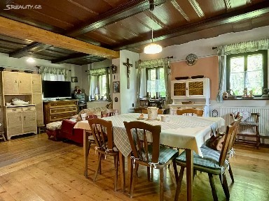 Prodej rodinného domu 200 m², pozemek 1046 m² Vilémov