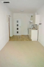 Pronájem bytu 1+kk 36 m² Stachy