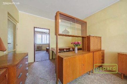 Prodej bytu 2+1 55 m² Krymská, Karlovy Vary