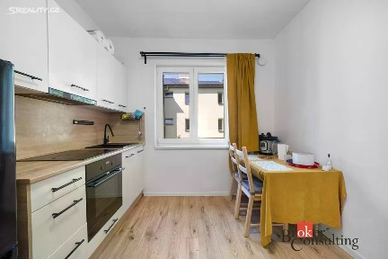 Pronájem bytu 1+1 37 m² Cottonové, Ostrava - Mariánské Hory