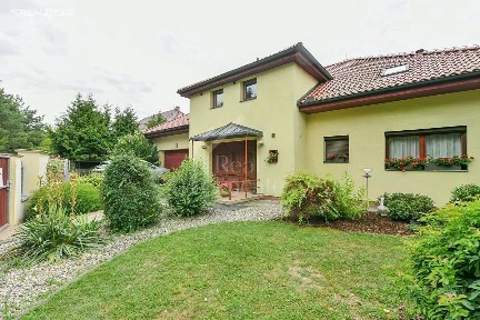 Pronájem rodinného domu 310 m², pozemek 814 m² Na průhonu, Praha - Čimice