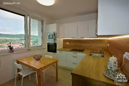Pronájem bytu 1+1 35 m² Nad Zahradami, Bojkovice
