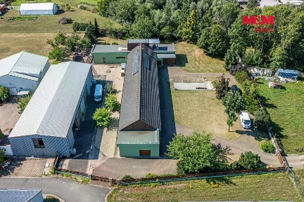 Prodej rodinného domu 520 m², pozemek 5045 m²