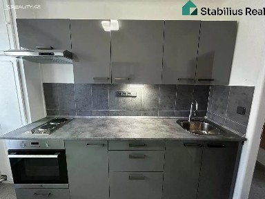 Pronájem bytu 3+1 58 m² Krampolova, Šternberk
