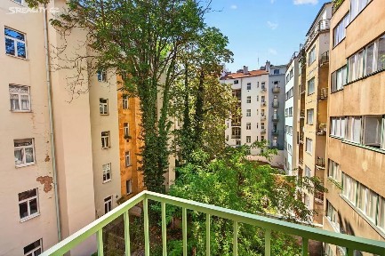 Veverkova, Praha - Holešovice