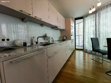 Prodej bytu 3+kk 120 m² Ke Kapslovně, Praha - Žižkov
