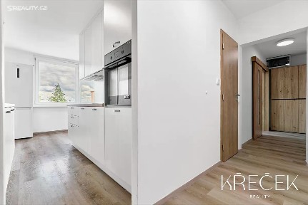 Pronájem bytu 3+1 68 m² Obránců míru, Třebíč - Nové Dvory