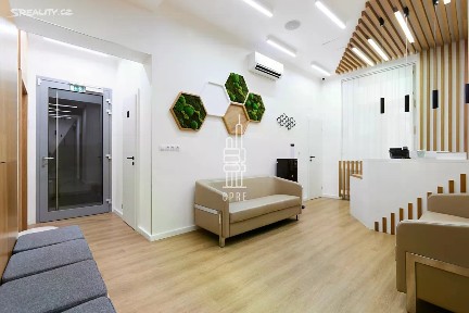 Pronájem ordinace 99 m² Jankovcova, Praha - Holešovice