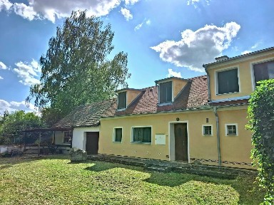 Prodej rodinného domu 100 m², pozemek 3114 m² Lišov - Dolní Slověnice