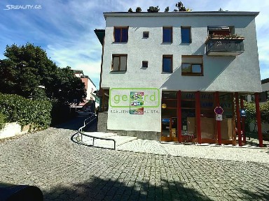 Pronájem obchodního prostoru 40 m²