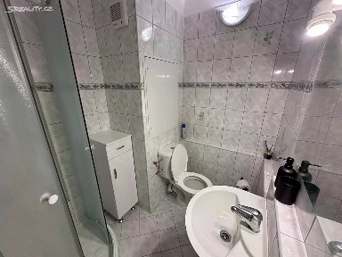 Pronájem bytu 2+kk 42 m² Březhradská, Hradec Králové - Březhrad
