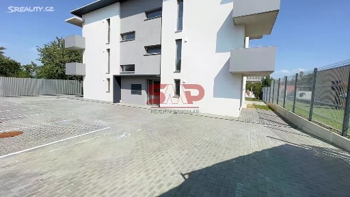 Pronájem bytu 1+kk 26 m² Olomoucká, Brno - Slatina