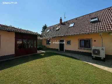 Prodej rodinného domu 120 m², pozemek 227 m² Slaný - Trpoměchy