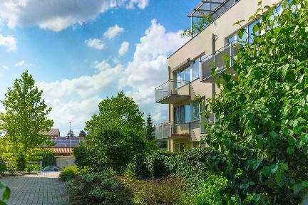 Prodej bytu 3+kk 66 m² U Hostavického potoka, Praha - Hostavice