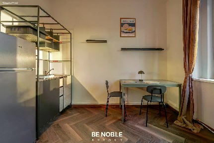 Pronájem bytu 1+kk 31 m² Tovární, Praha - Holešovice