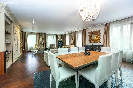 Pronájem bytu 5+kk 193 m² Pod Kaštany, Praha