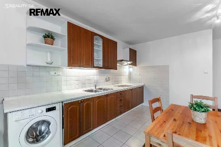 Pronájem bytu 3+kk 67 m² Na Strži, Praha - Krč