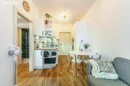 Pronájem bytu 2+kk 25 m² Studentská, Praha - Dejvice