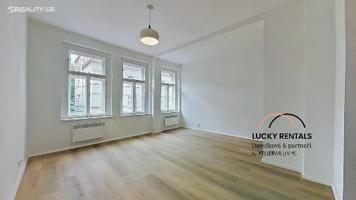 Pronájem bytu 1+1 41 m² U Kublova, Praha - Podolí