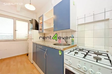 Pronájem bytu 1+kk 30 m² Obětí 6. května, Praha - Krč