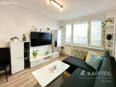 Pronájem bytu 2+kk 37 m² Mezipolí, Praha - Michle