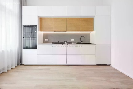 Pronájem bytu 2+kk 43 m² Lidická, Praha - Smíchov