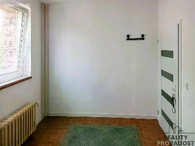 Pronájem bytu pokoje 9 m² Mokřanská, Praha - Strašnice