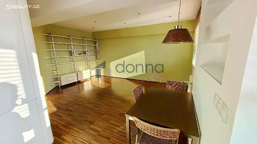 Pronájem bytu 2+kk 57 m² Marie Cibulkové, Praha - Nusle