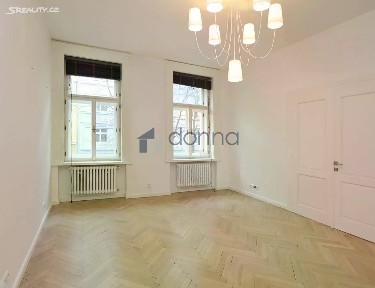 Pronájem bytu 3+kk 95 m² Jagellonská, Praha - Vinohrady