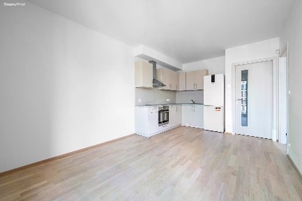Pronájem bytu 1+kk 36 m² Vojenova, Praha - Libeň