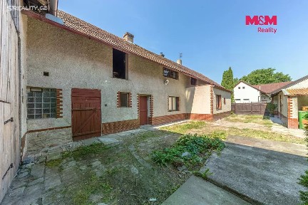 Prodej rodinného domu 161 m², pozemek 649 m² Činěves