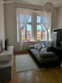 Pronájem bytu 2+kk 45 m² Milíčova, Praha - Žižkov