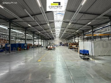 Pronájem výrobní haly, prostoru 2142 m²