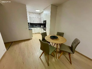 Pronájem bytu 2+kk 55 m² U Branišovského lesa, České Budějovice - České Budějovice 2