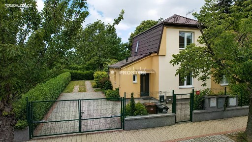 Pronájem rodinného domu 140 m², pozemek 350 m² Boletická, Praha - Letňany