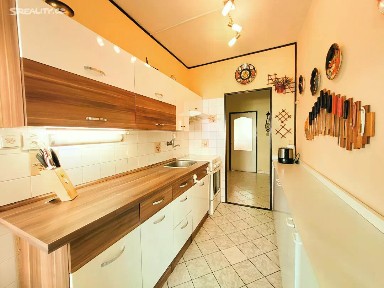 Prodej bytu 3+1 80 m² Družstevní, Adamov