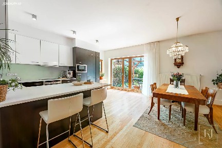 Prodej rodinného domu 150 m², pozemek 141 m² Zelená, Statenice