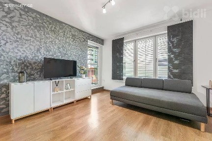 Prodej bytu 1+kk 30 m² Počernická, Praha - Malešice