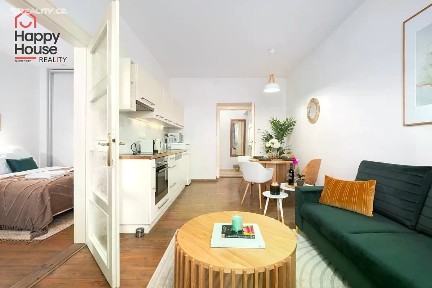 Prodej bytu 2+kk 47 m² V mezihoří, Praha - Libeň