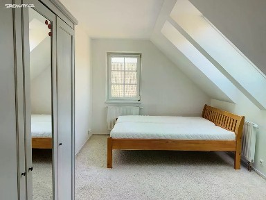 Pronájem bytu 3+1 75 m² Machkova, Hradec Králové - Třebeš