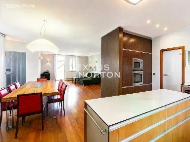 Pronájem bytu 5+kk 192 m² Nad spádem, Praha - Podolí