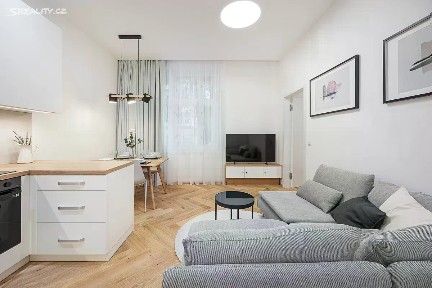 Pronájem bytu 2+kk 46 m² Sovova, Praha - Karlín